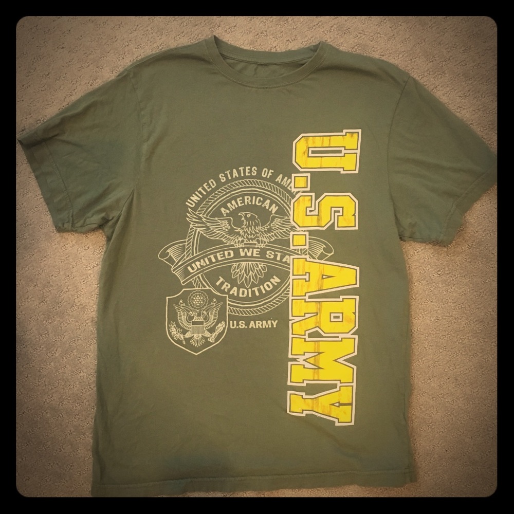 🇺🇸NEW PRICE🇺🇸US ARMY T-SHIRT MENS MEDIUM